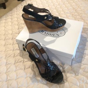 Steve Madden strappy sandals